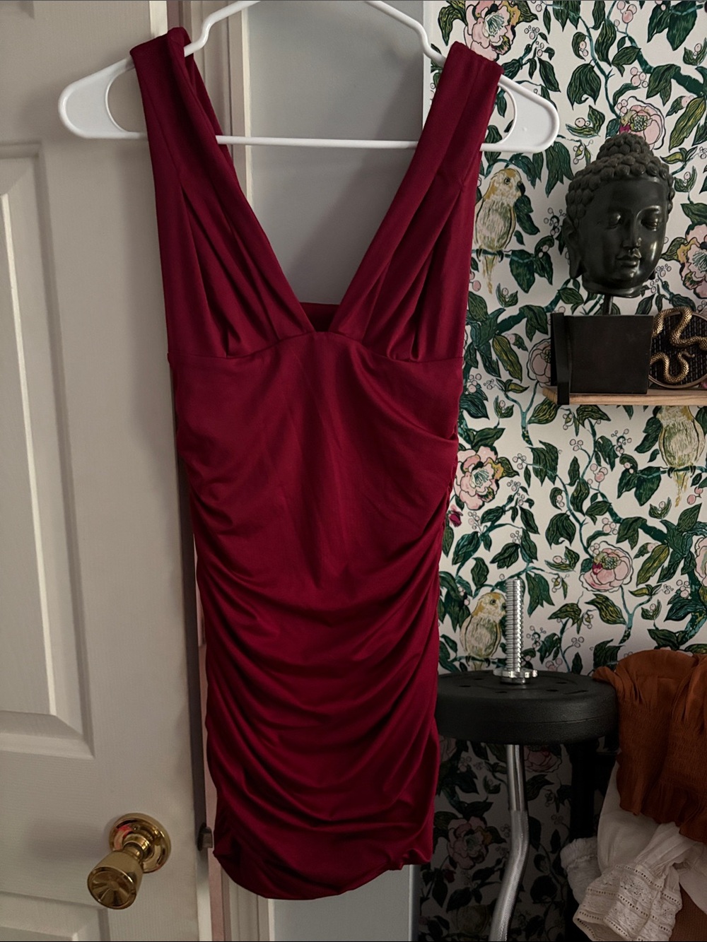 Women's Sleeveless Ruched V-Neck Dress in Burgundy